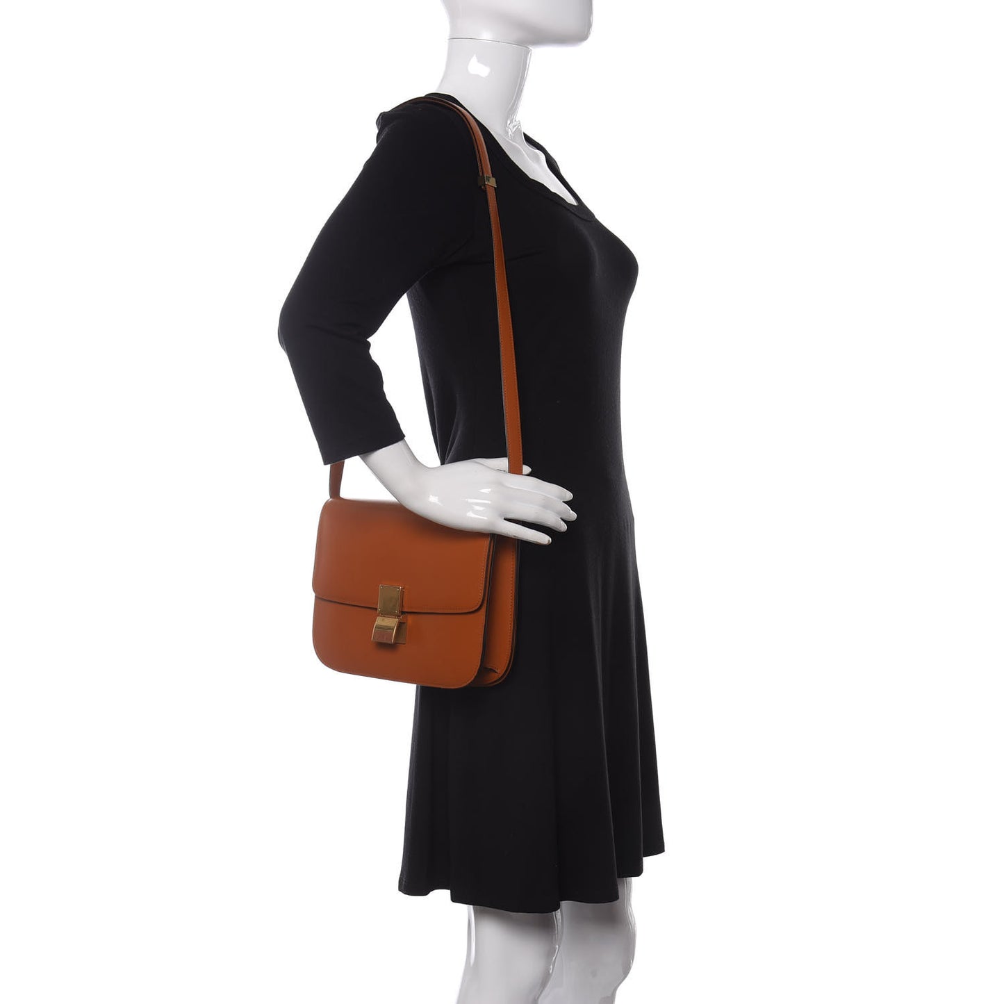 Box Calfskin Medium Classic Box Flap Bag Chestnut