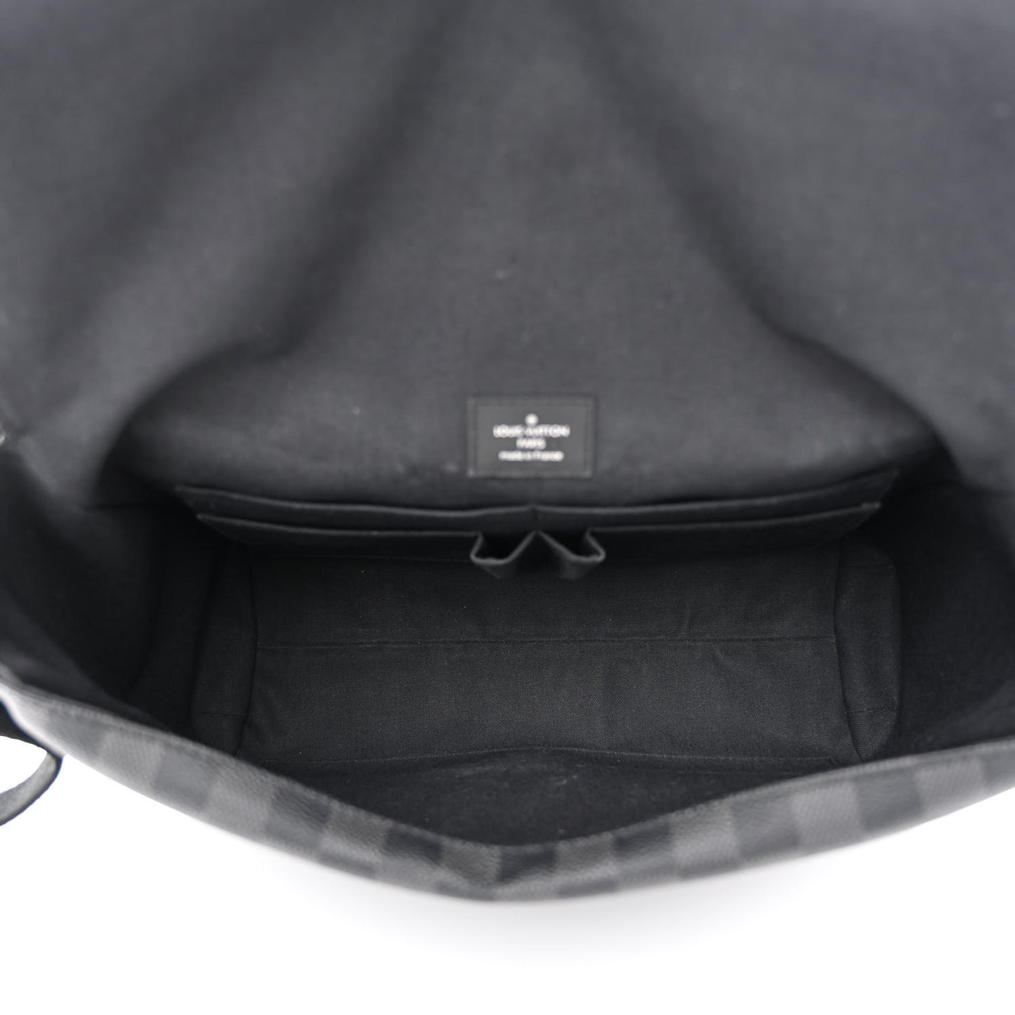 Damier Graphite Skyline Messenger MM