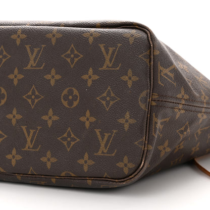 Louis Vuitton Monogram Neverfull MM 9 of 16