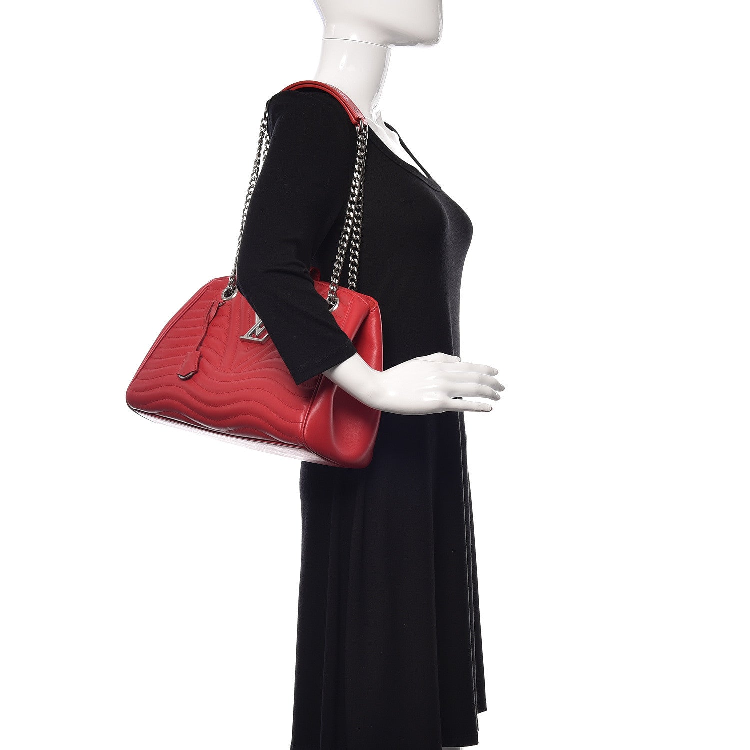 Louis Vuitton Calfskin New Wave Chain Tote Ecarlate 2 of 9