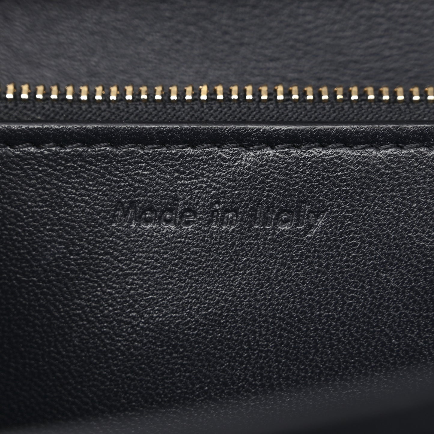 Box Calfskin Medium Classic Box Flap Bag Navy