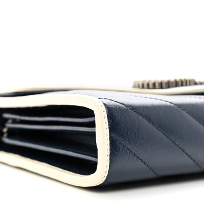 Gucci Vintage Effect Calfskin Matelasse Diagonal Torchon GG Marmont Chain Wallet Blue Agata Mystic White 9 of 11