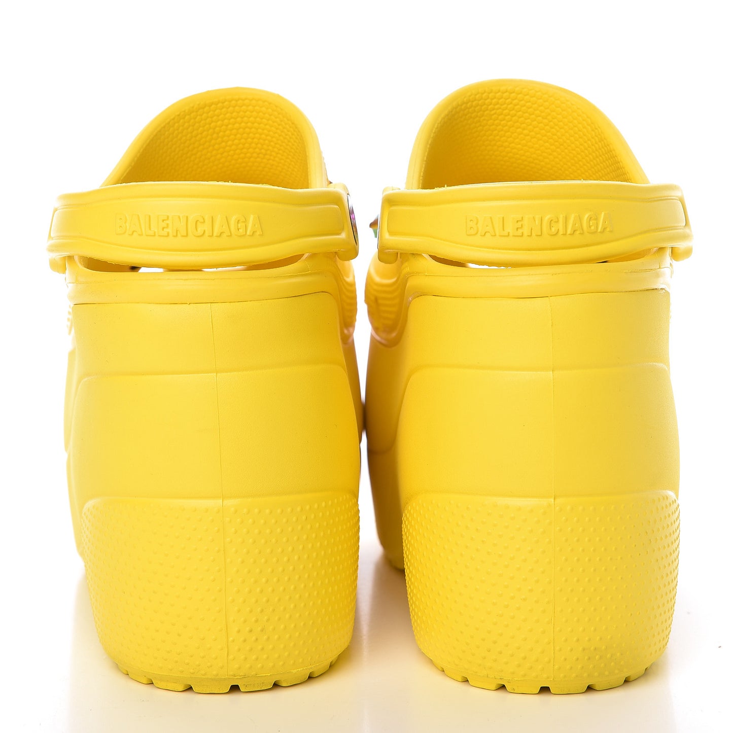 X CROCS Rubber Textured Womens Platform Sandals 35 Jaune Soleil