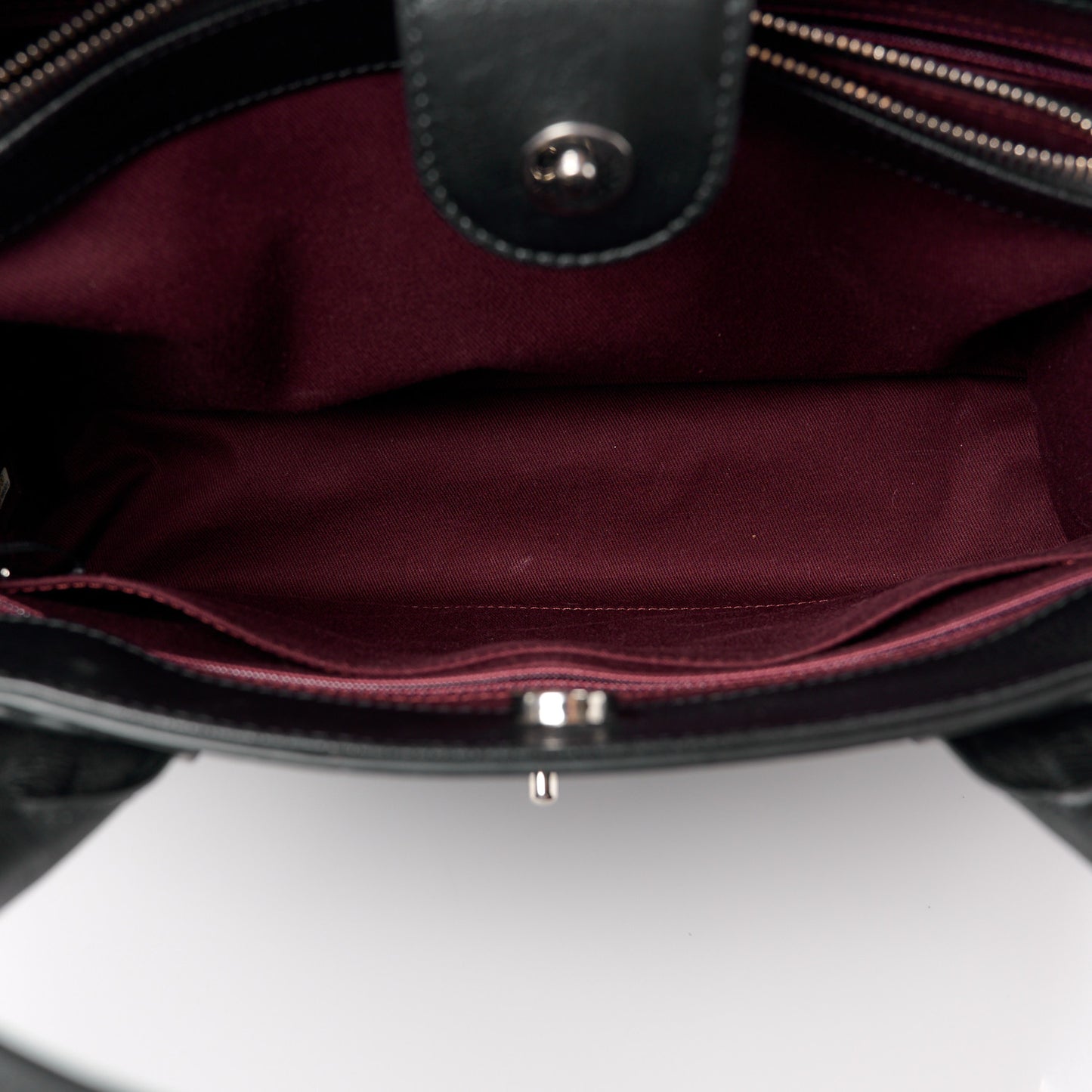 Grained Calfskin Medium Neo Executive Shopper Tote Black