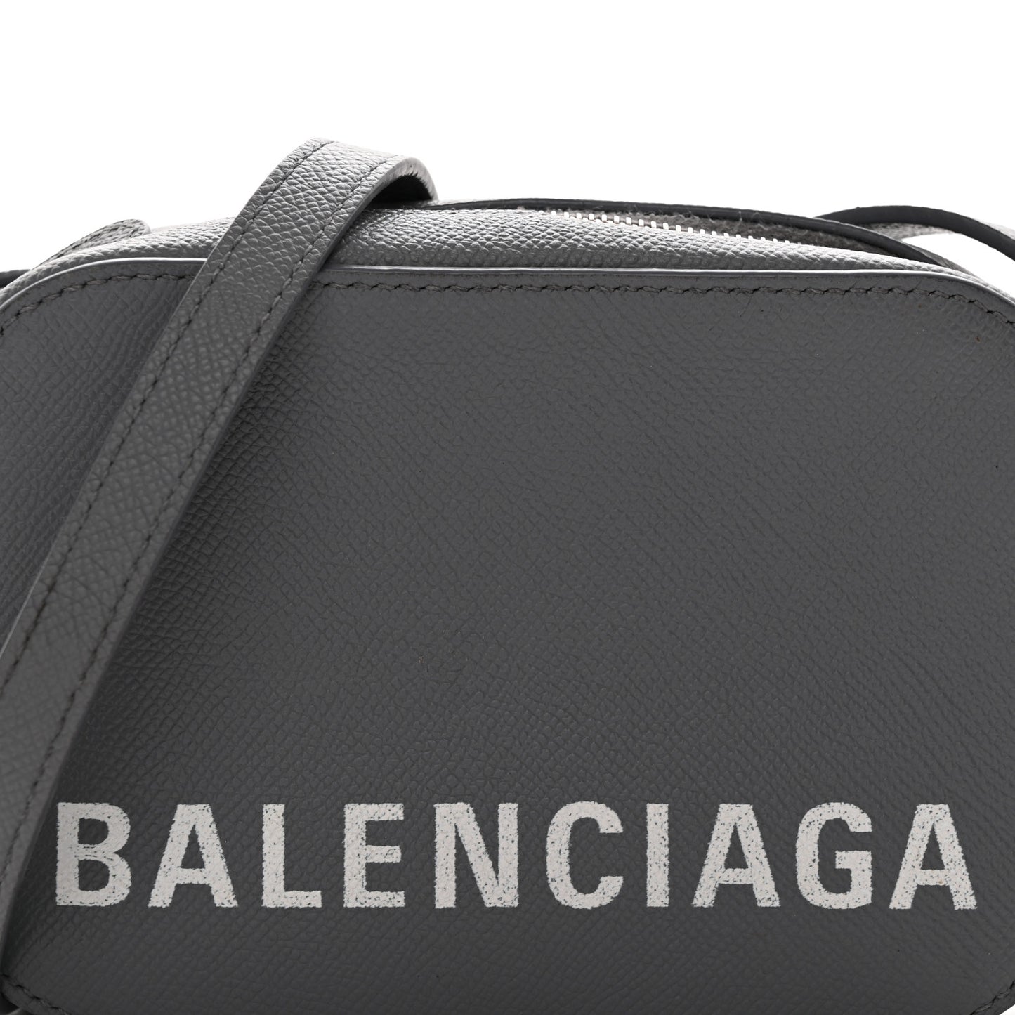 Grained Calfskin Logo XS Ville Camera Bag Gris Perle Fonce White