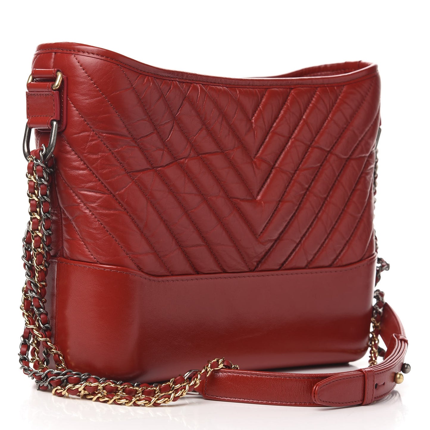 Aged Calfskin Chevron Quilted Medium Gabrielle Hobo Red