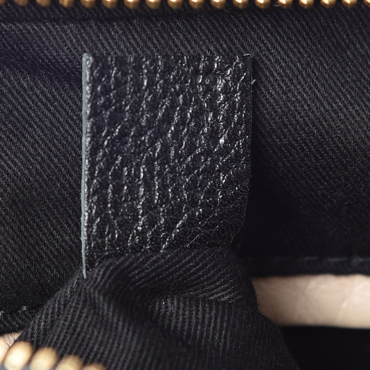 Calfskin Small Paraty Black