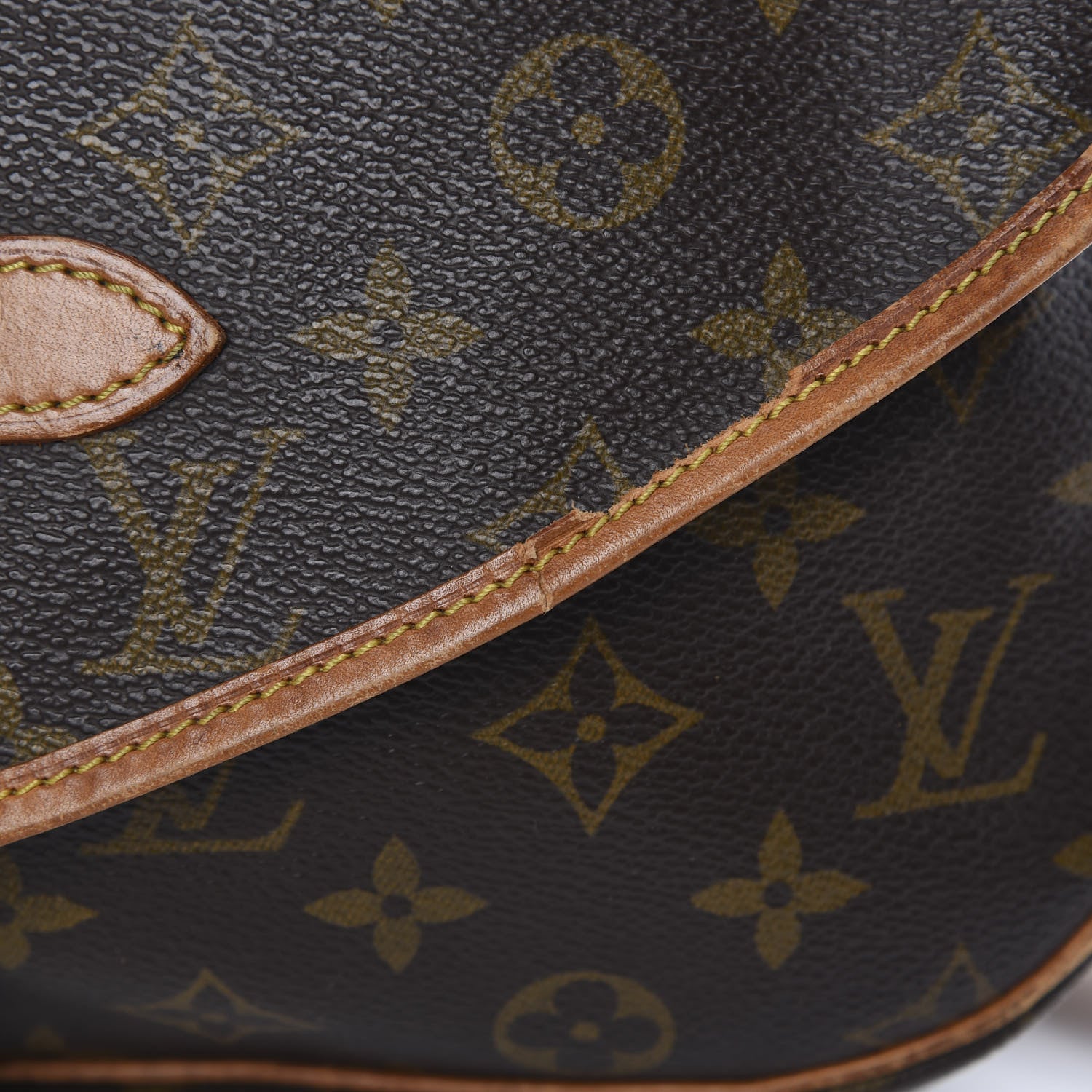 Louis Vuitton Monogram Saumur 30 22 of 25