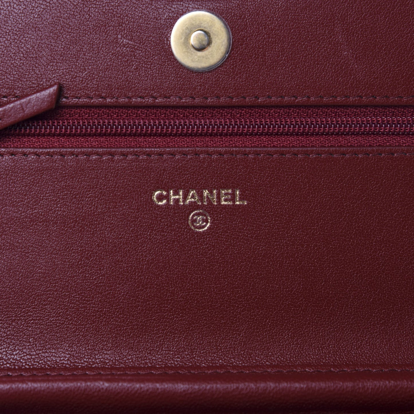Lambskin Quilted Infinity Wallet On Chain WOC Burgundy