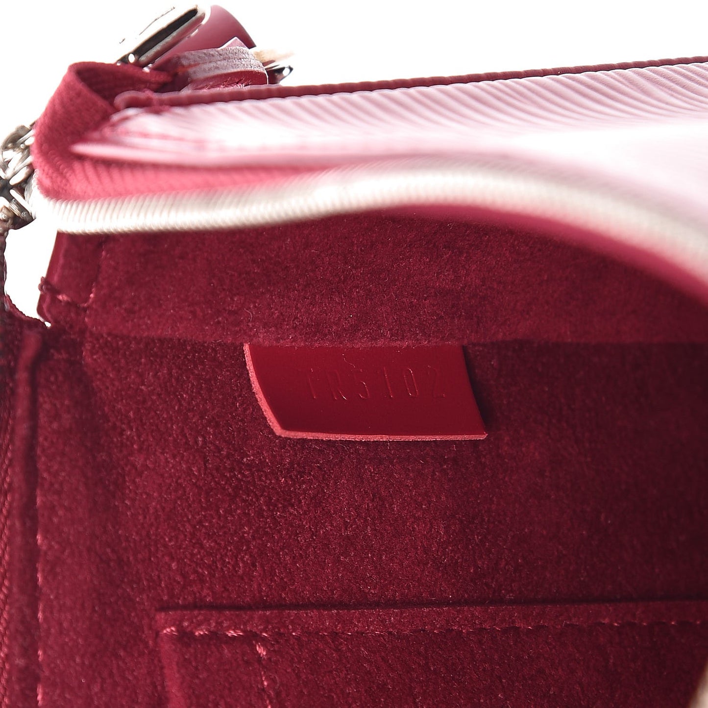 Epi Pochette Accessories NM Fuchsia