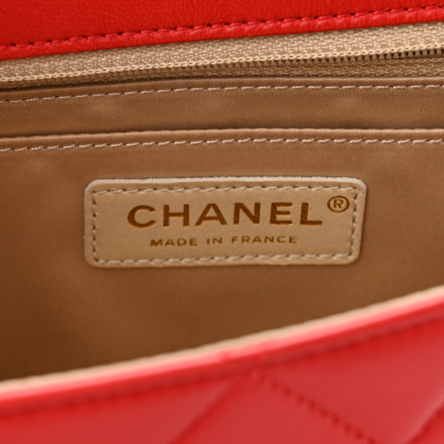 Lambskin Quilted Medium Golden Class Flap Red