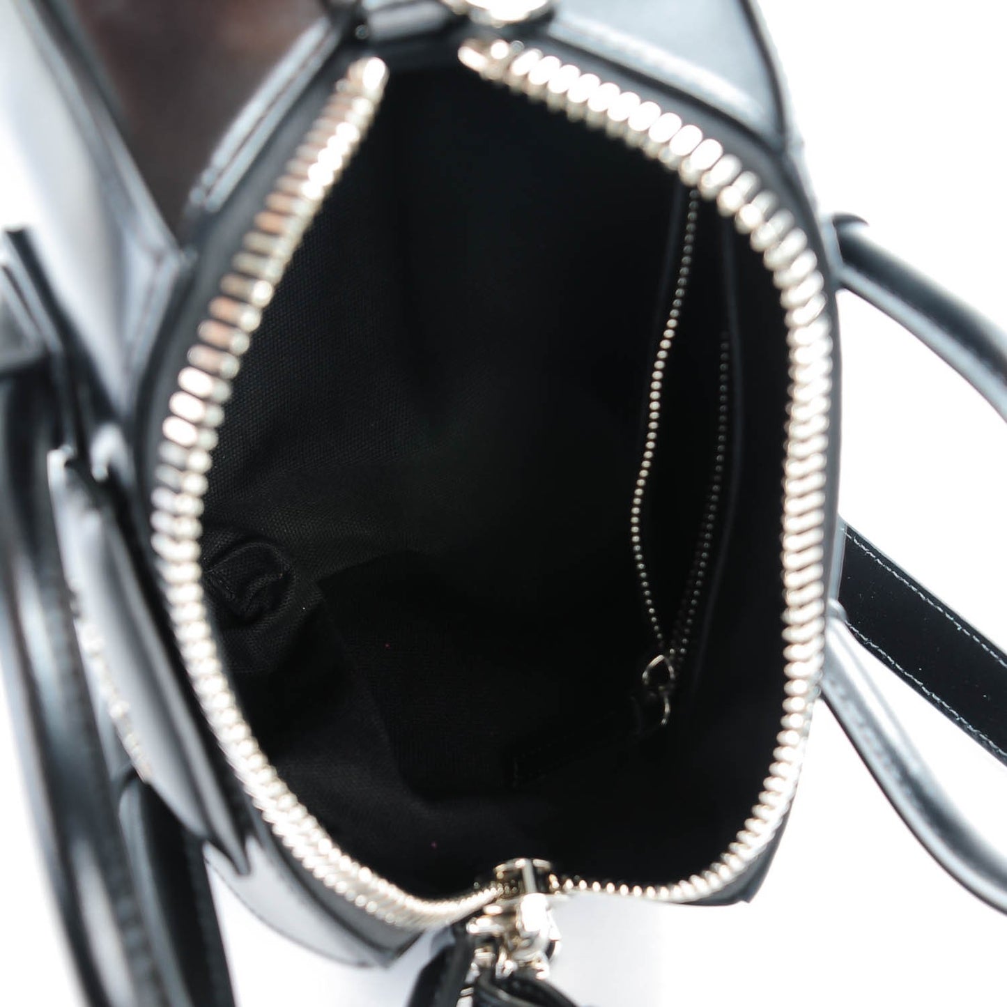Shiny Lord Calfskin Mini Antigona Black