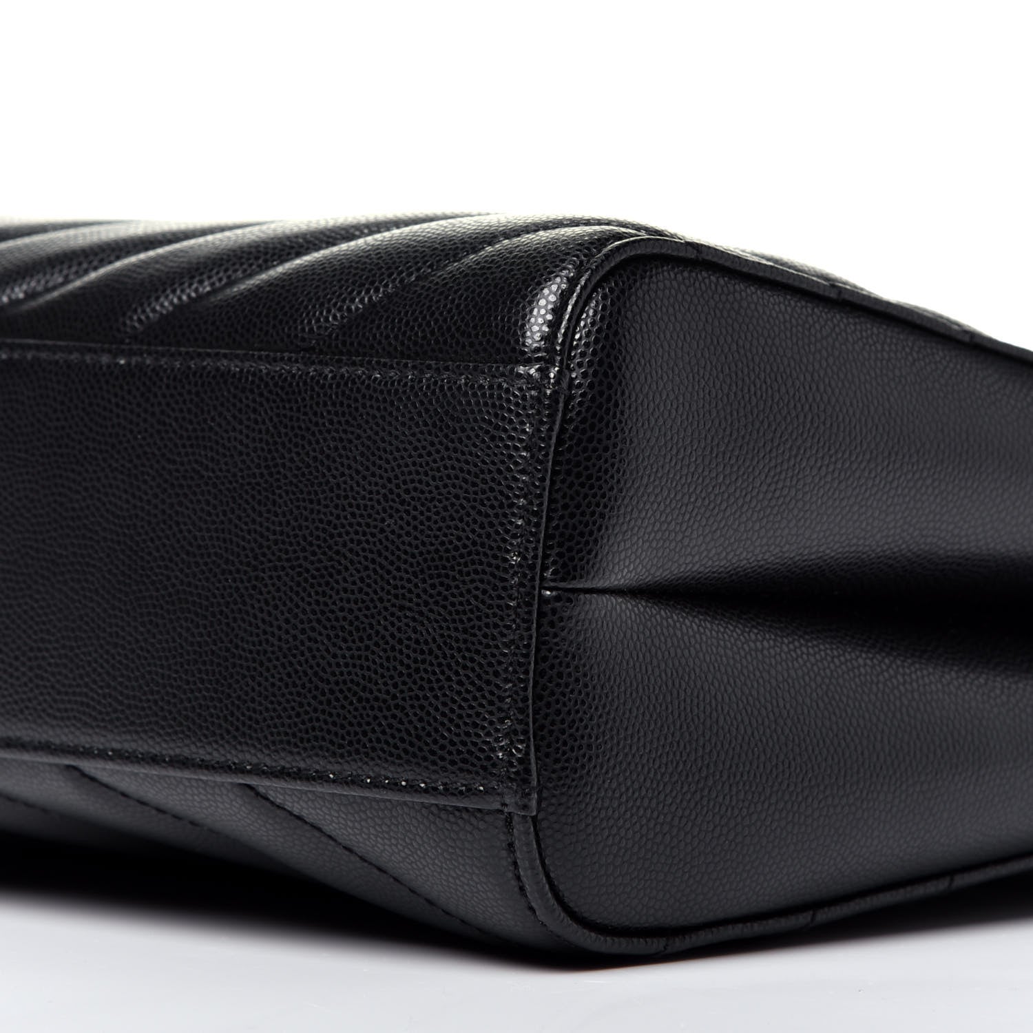 Saint Laurent Grain De Poudre Matelasse Chevron Medium Tribeca Shopping Bag Black 9 of 9