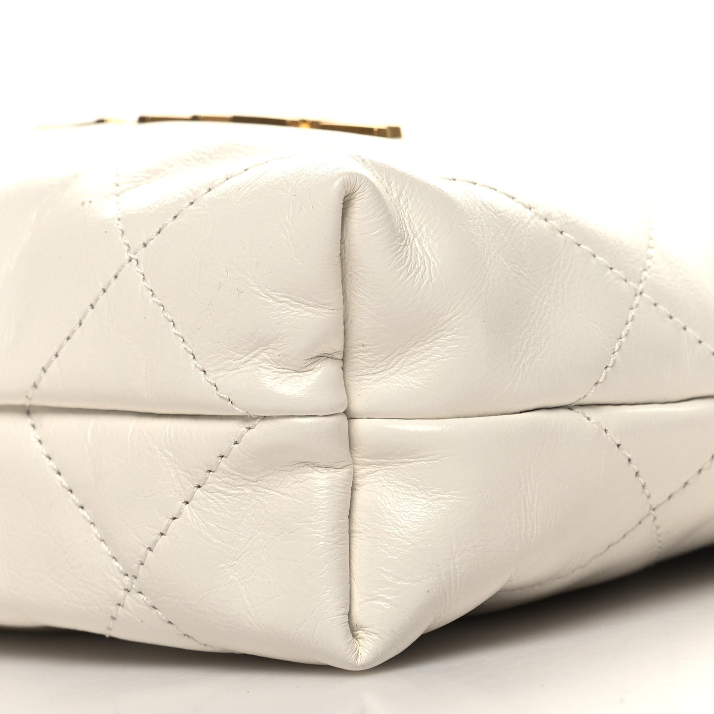 Shiny Calfskin Quilted Mini Chanel 22 White