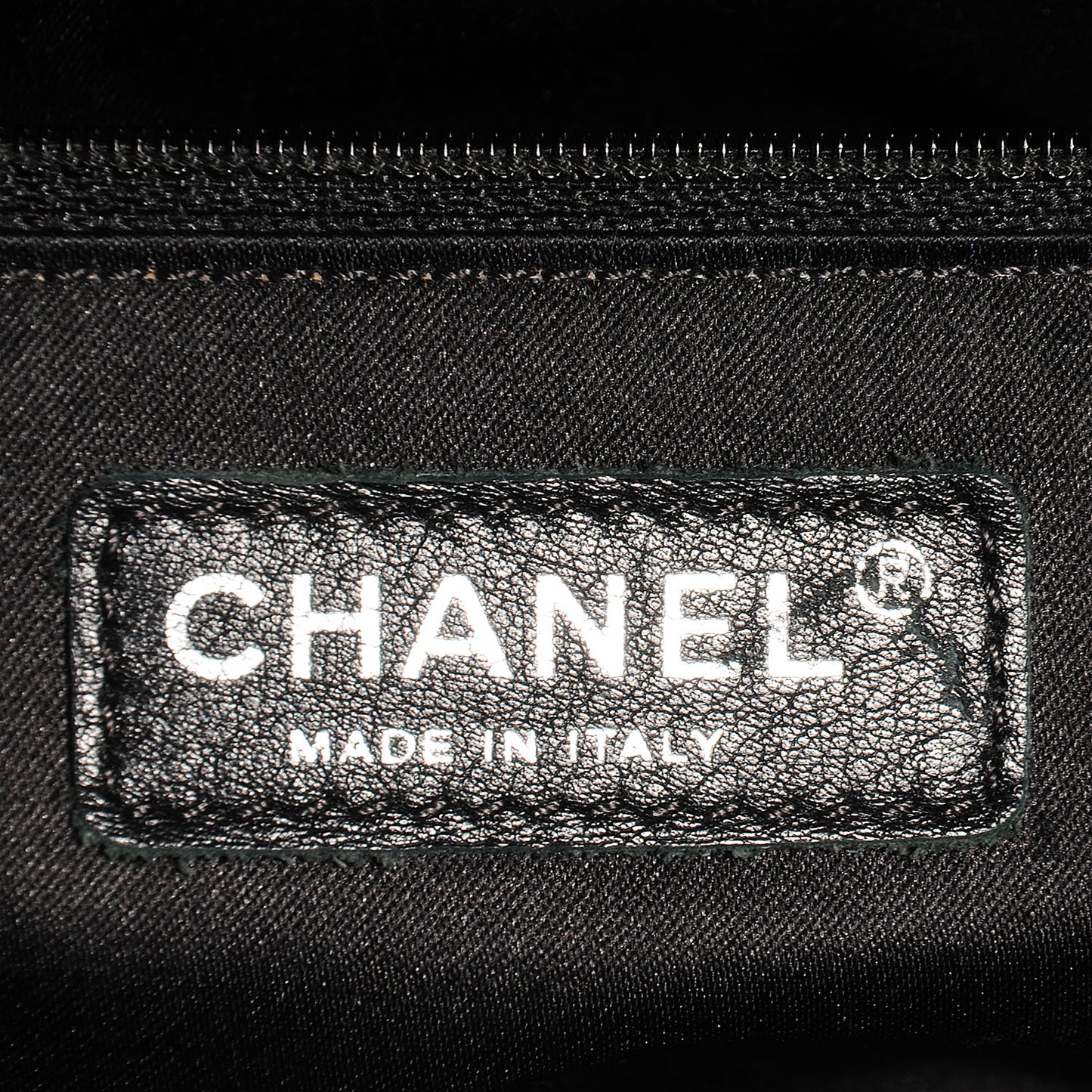 Caviar Grand Shopping Tote GST Black