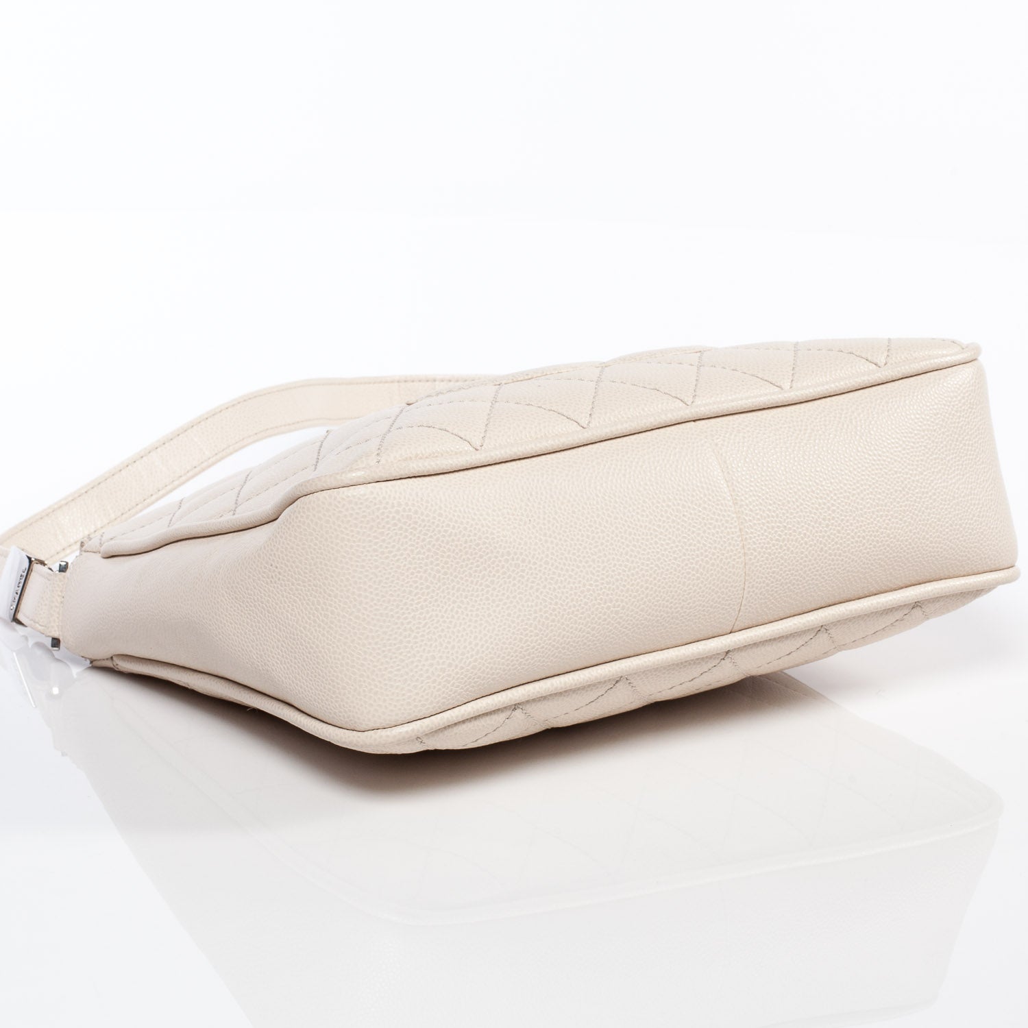 Chanel Caviar CC Hobo Ivory 5 of 9