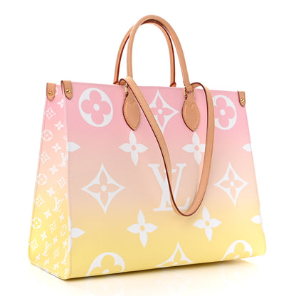 Louis Vuitton Monogram Giant By The Pool Onthego GM Light Pink 3 of 12