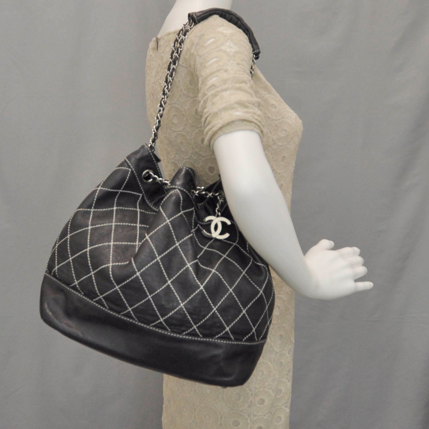 Leather Contrast Stitch Drawstring Tote Black