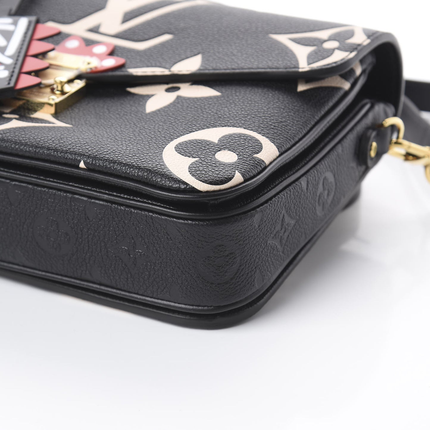 Empreinte Monogram Giant Crafty Pochette Metis Black Creme