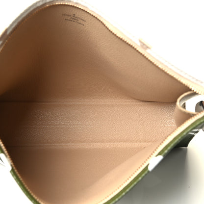 Louis Vuitton Monogram Giant Toiletry Pouch 26 Kaki 4 of 4