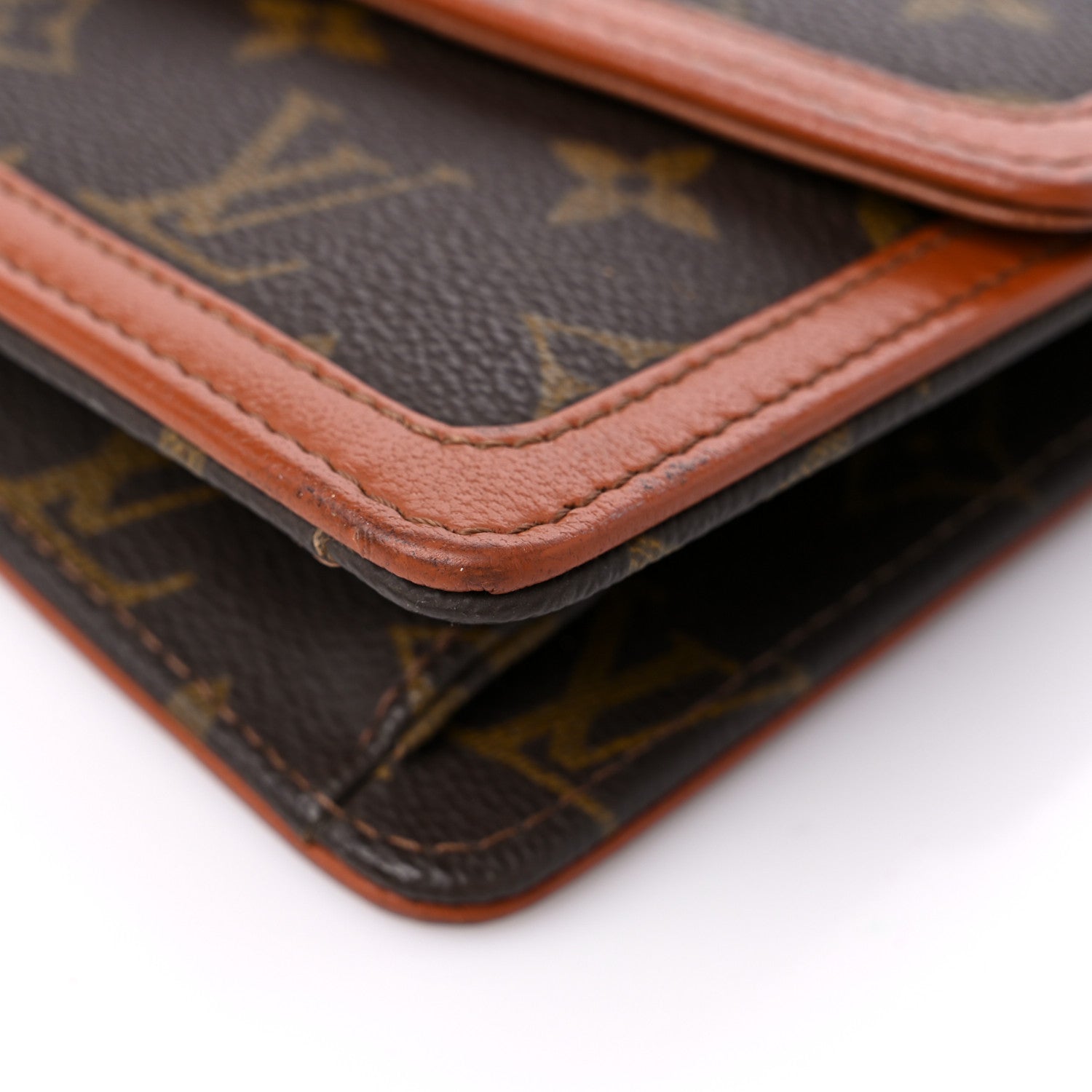 Louis Vuitton Monogram Pochette Dame 26 8 of 14