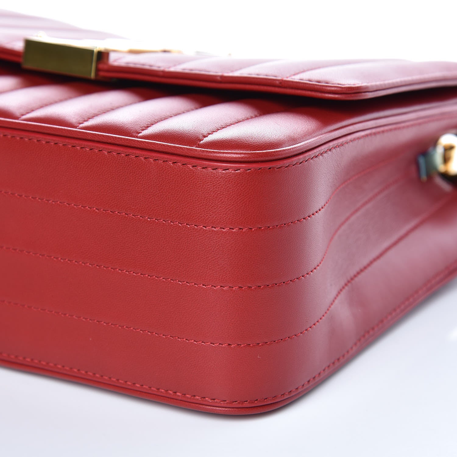 Saint Laurent Grain De Poudre Matelasse Monogram Medium Vicky Chain Bag Red 9 of 9