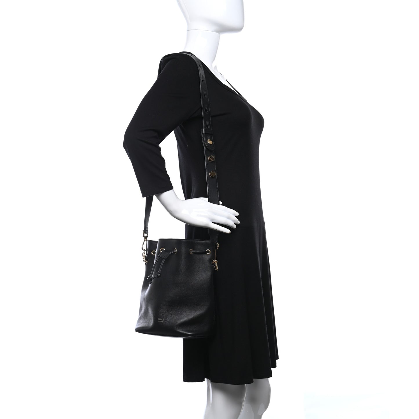 Vitello Grace Matte F is Fendi Grande Mon Tresor Bucket Bag Black