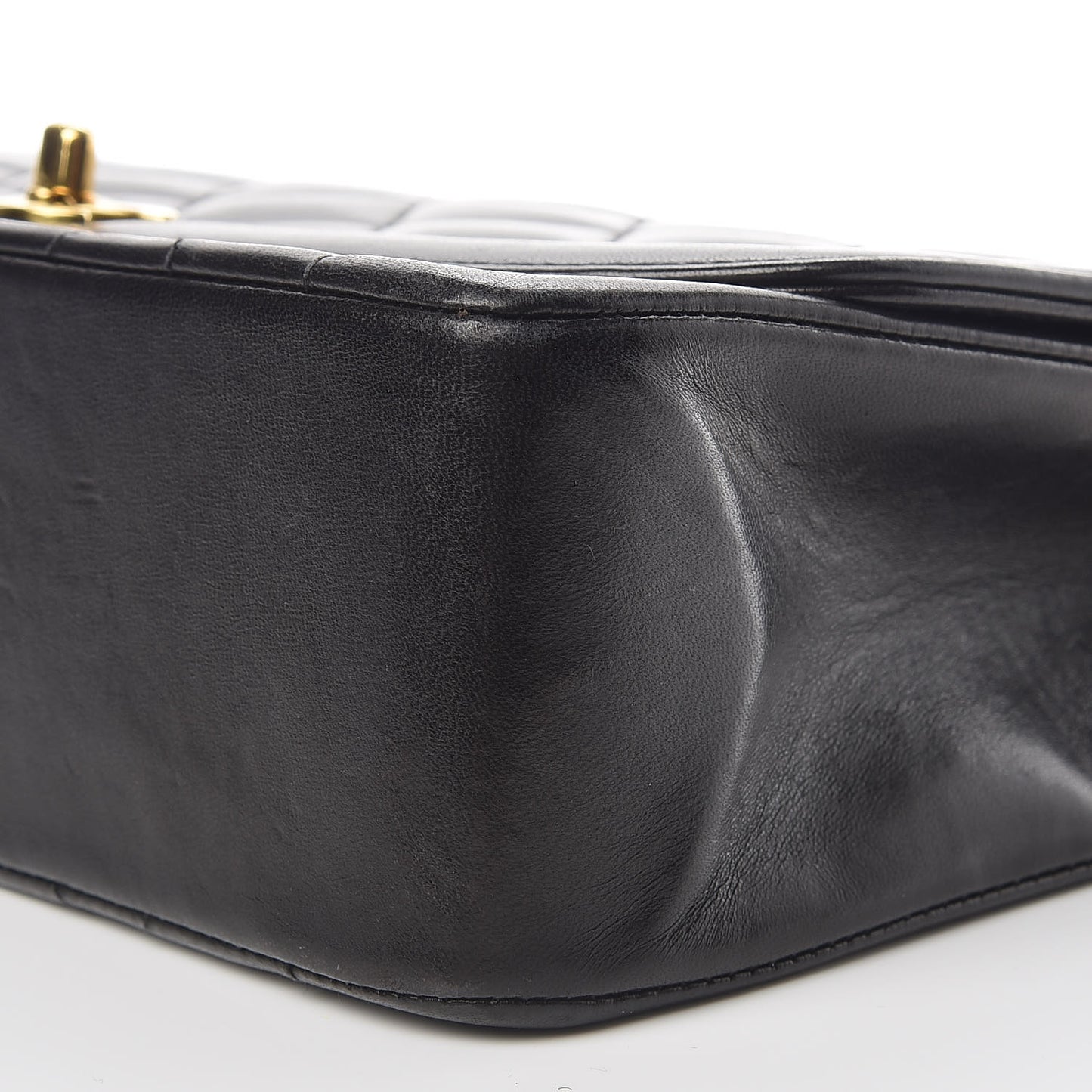 Lambskin Quilted Medium Single Flap Black