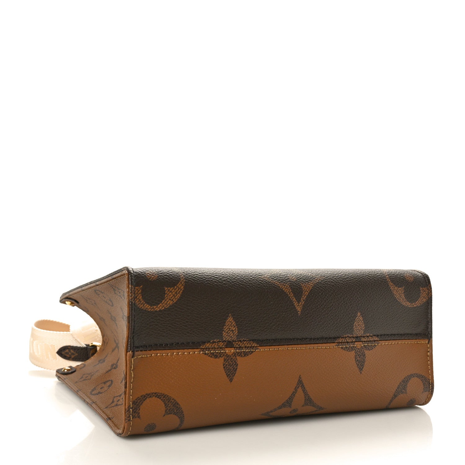 Louis Vuitton Reverse Monogram Giant Onthego PM 4 of 9