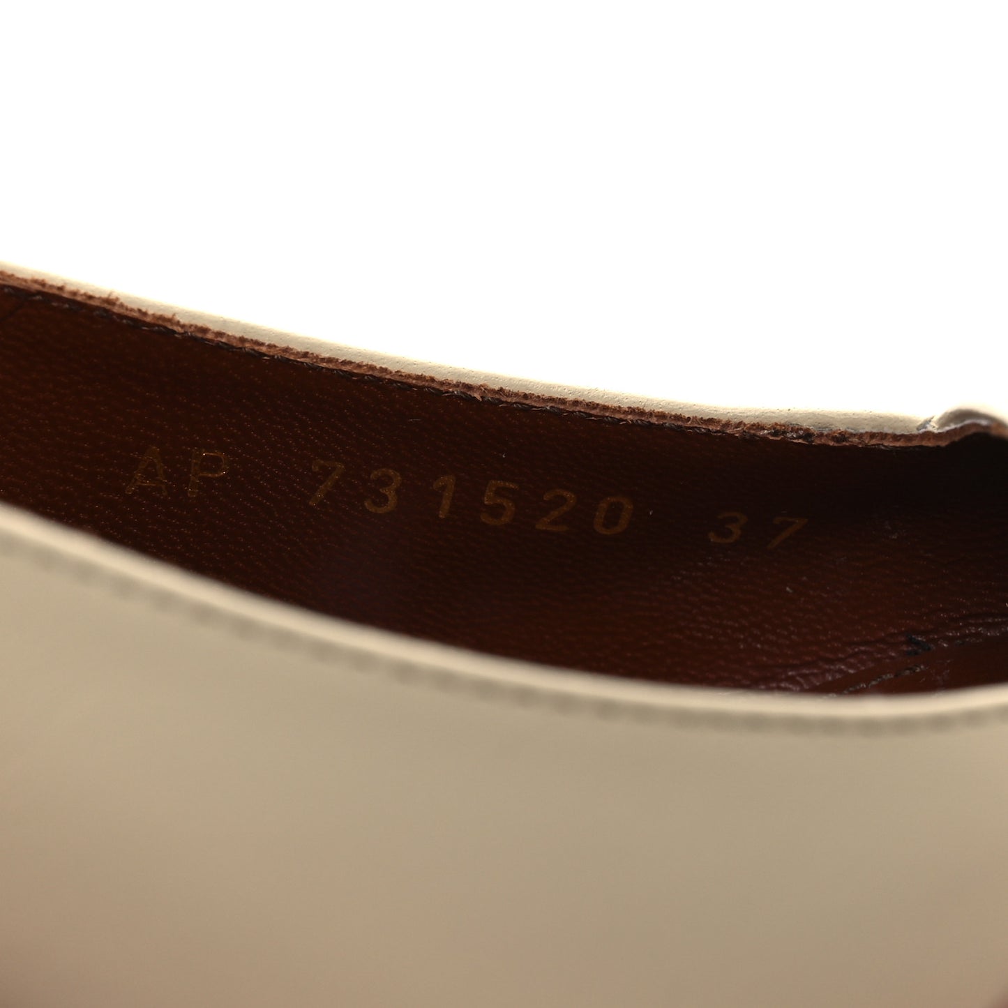 Calfskin Kiss 105 Slingback Pumps 37 Egg Shell