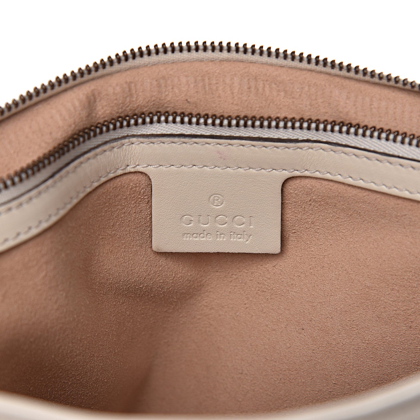 Calfskin Matelasse Medium GG Marmont Shoulder Bag White