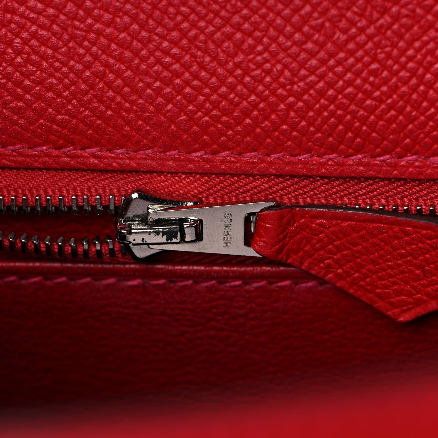 Epsom Kelly Sellier 32 Rouge Casaque