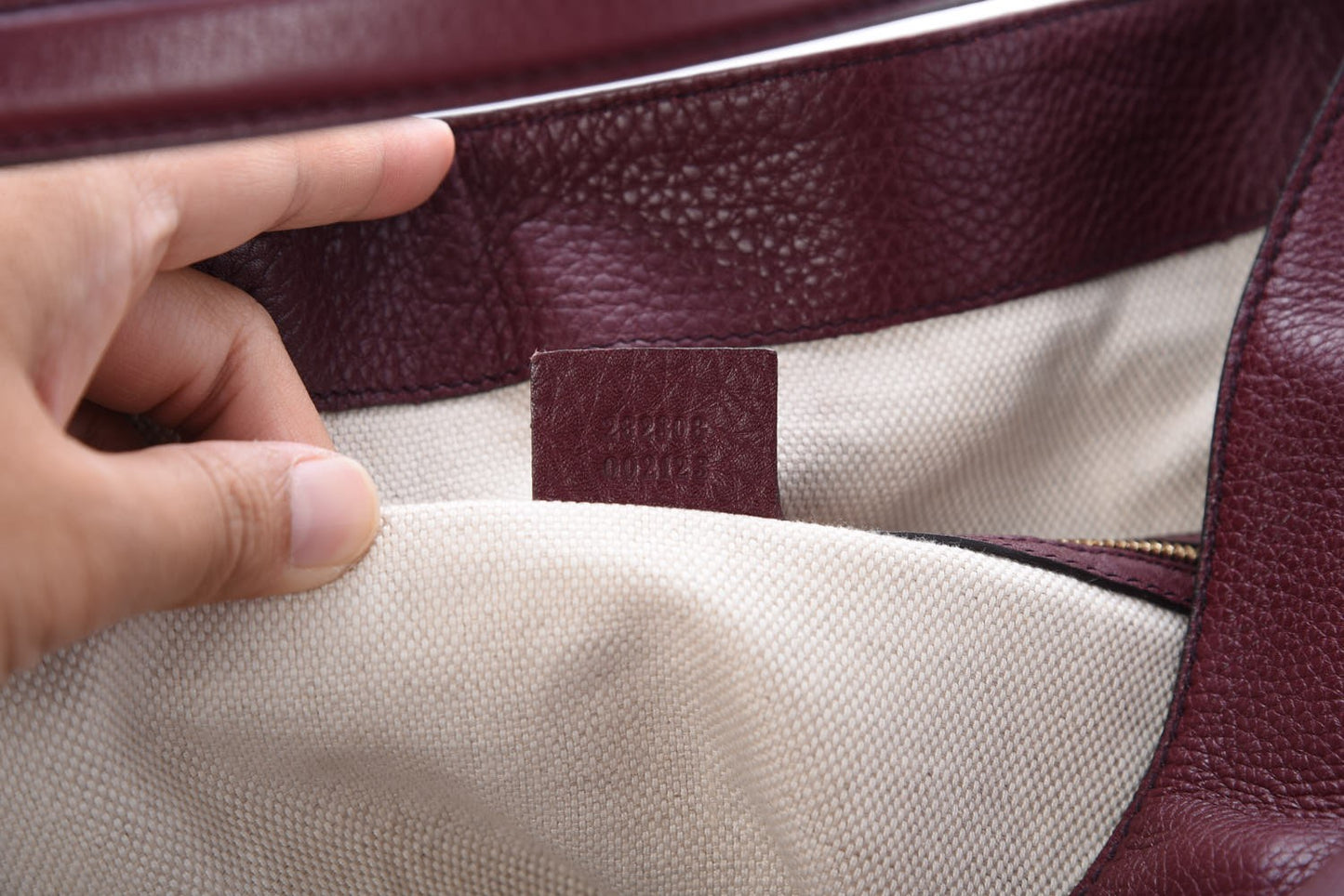 Pebbled Calfskin Large Soho Shoulder Bag Bordeaux