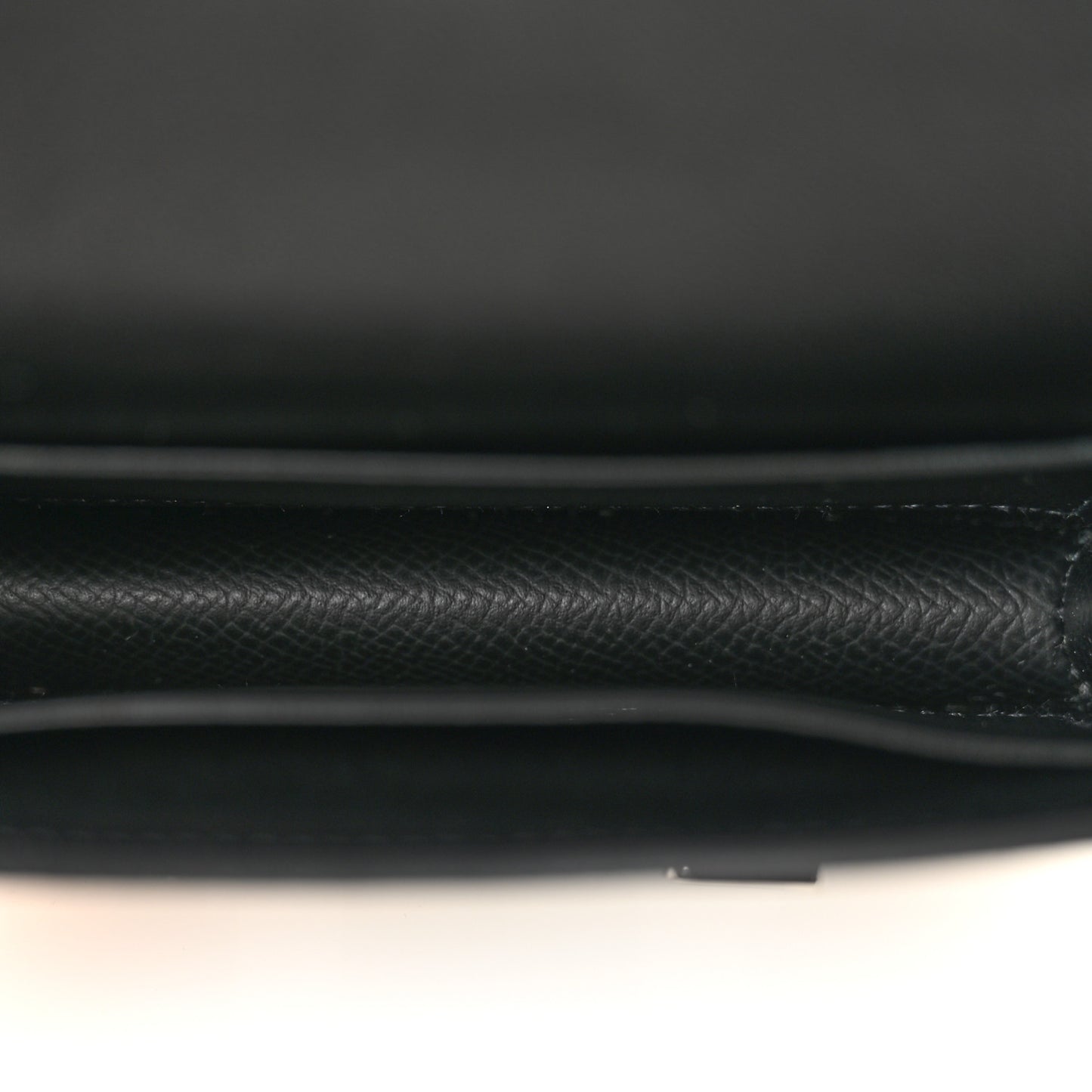 Epsom Constance Slim Wallet Black