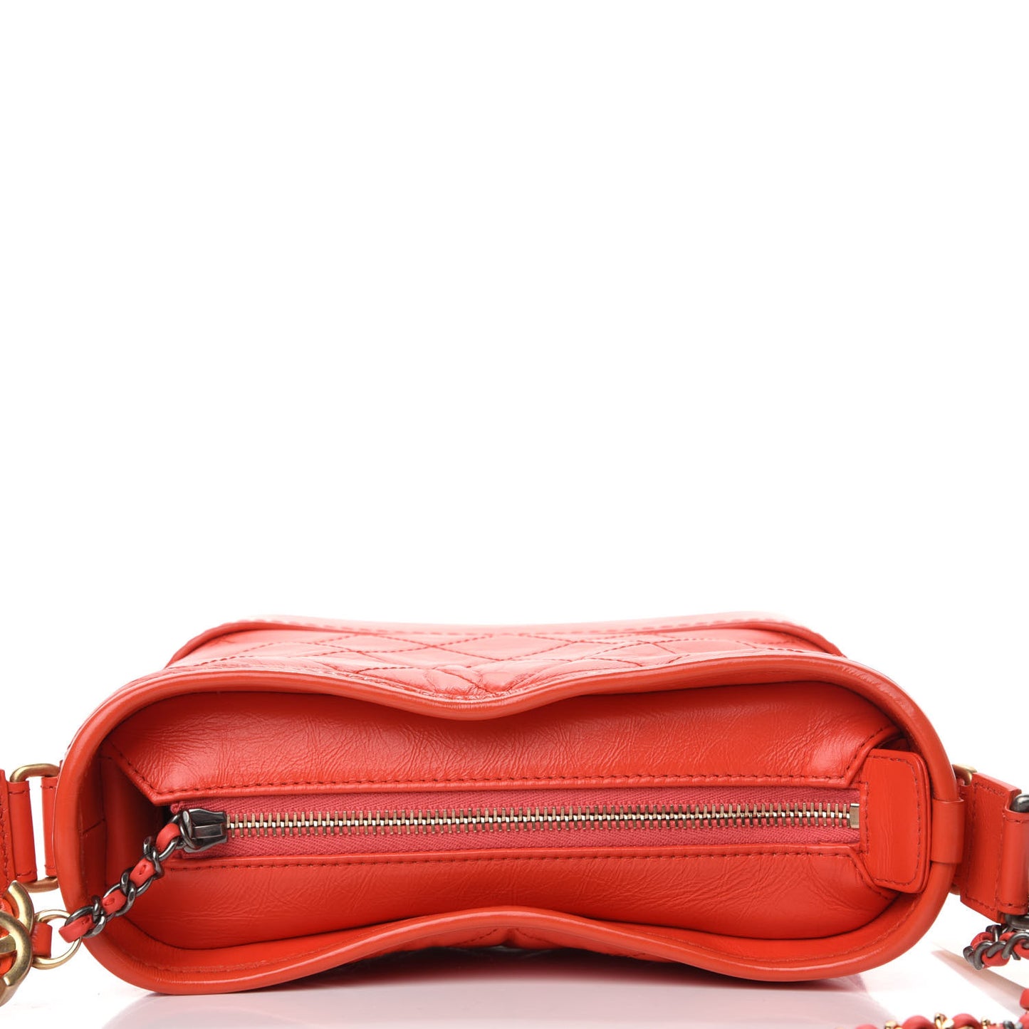 Aged Calfskin Quilted Small Gabrielle Hobo Red