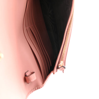 Gucci Microguccissima Crossbody Wallet Soft Pink 5 of 11