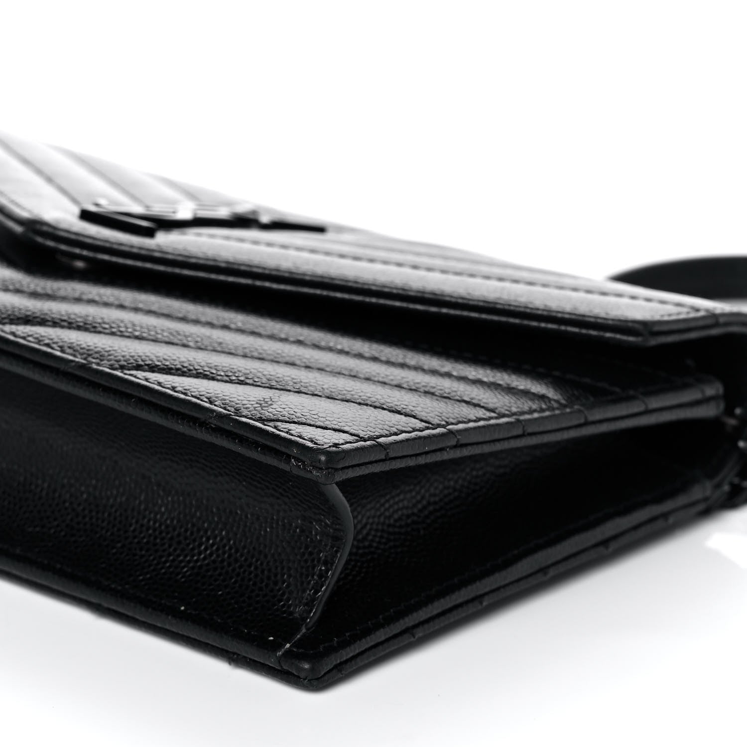 Saint Laurent Grain De Poudre Matelasse Chevron Monogram Monochrome Envelope Chain Wallet Black 9 of 10