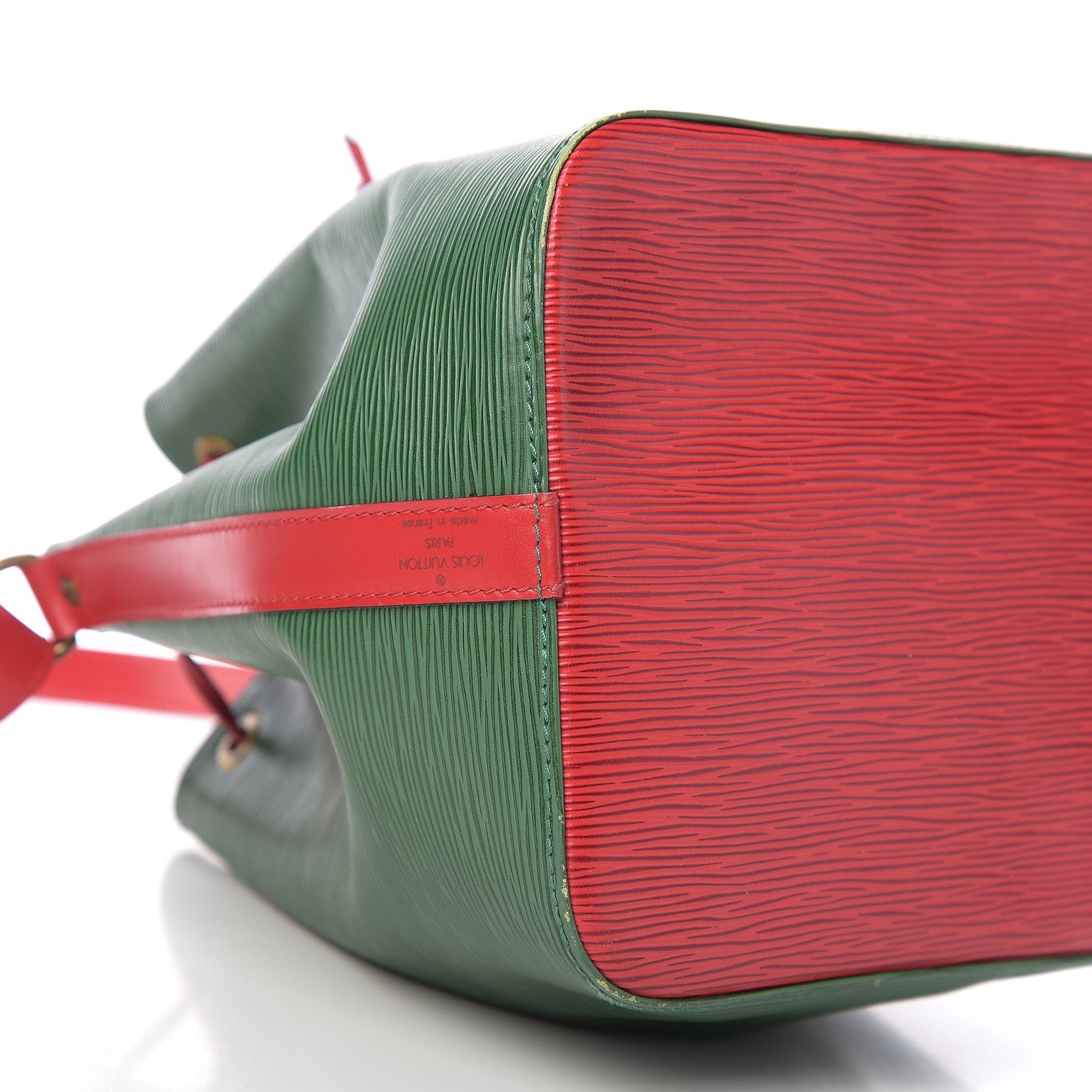 Louis Vuitton Epi Petit Bi-Color Noe Borneo Castillan Red 10 of 12