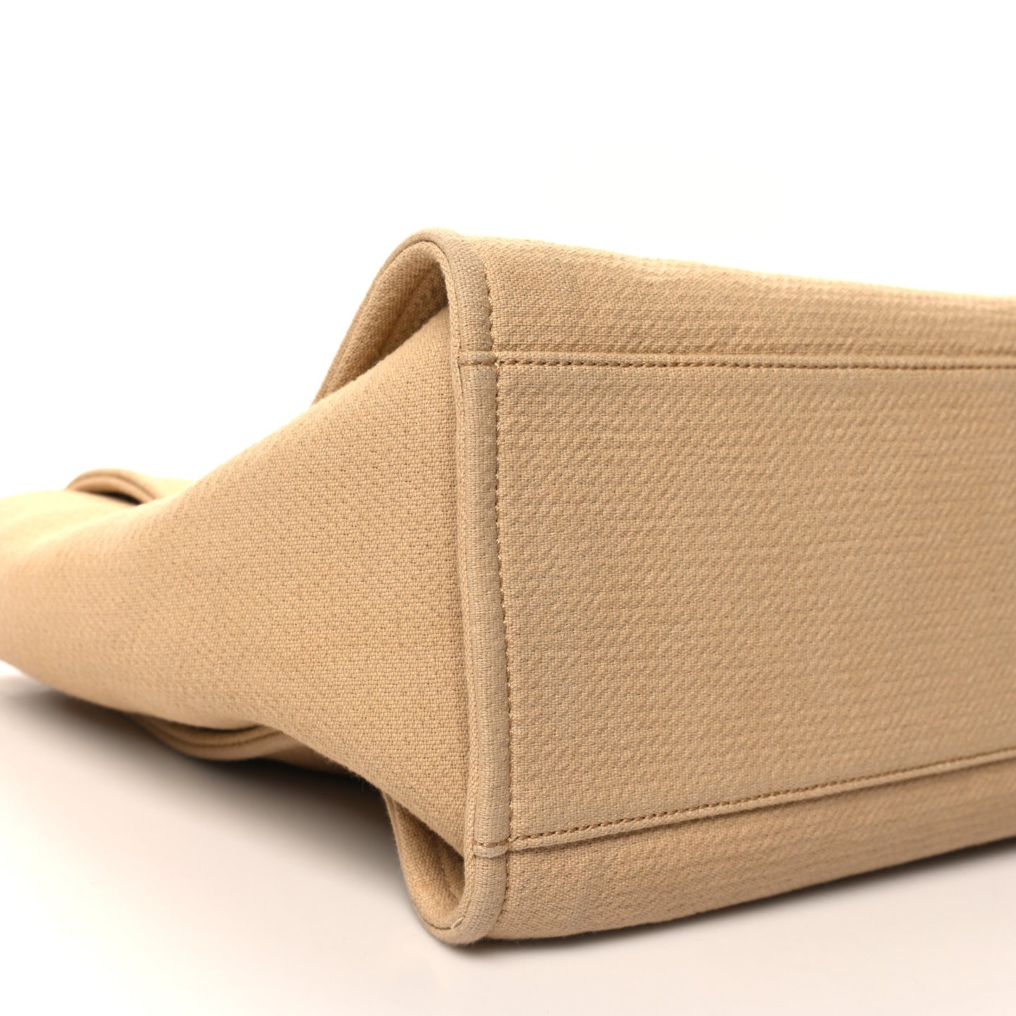 Mixed Fibers Medium Deauville Tote Beige