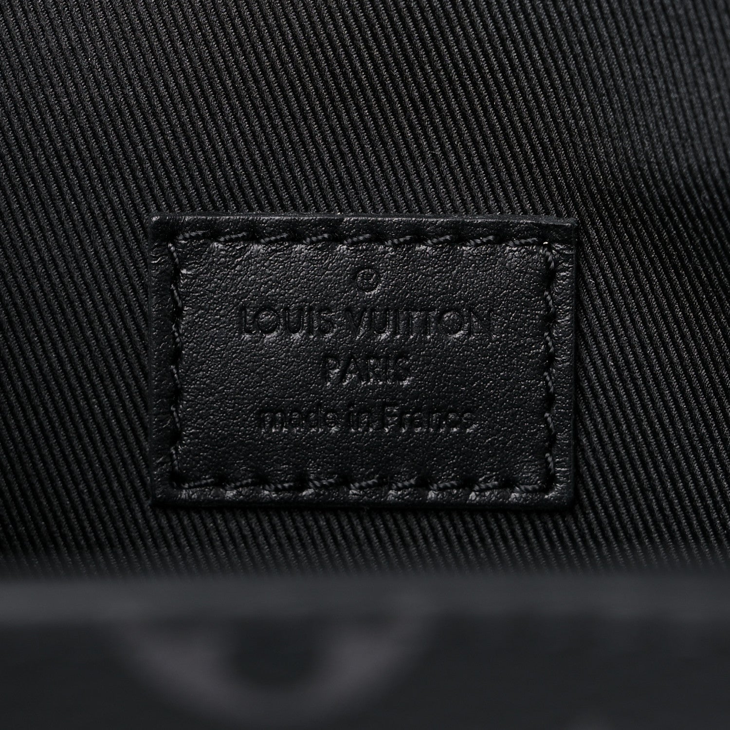 Louis Vuitton Monogram Eclipse Steamer Wearable Wallet 6 of 10