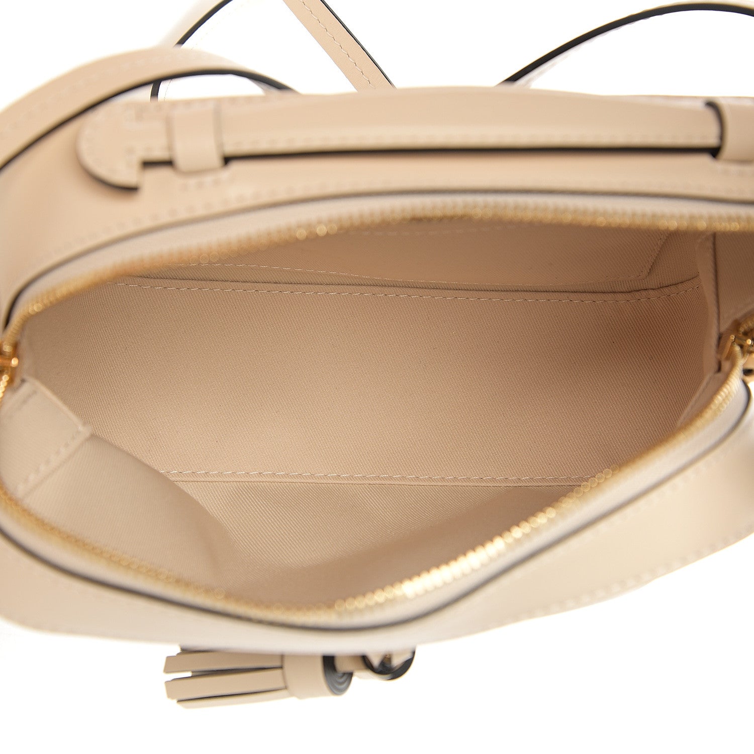 Louis Vuitton Monogram Saintonge Creme 4 of 8
