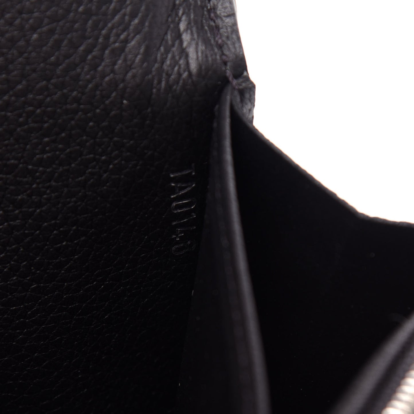 Calfskin Lockme II Wallet Black