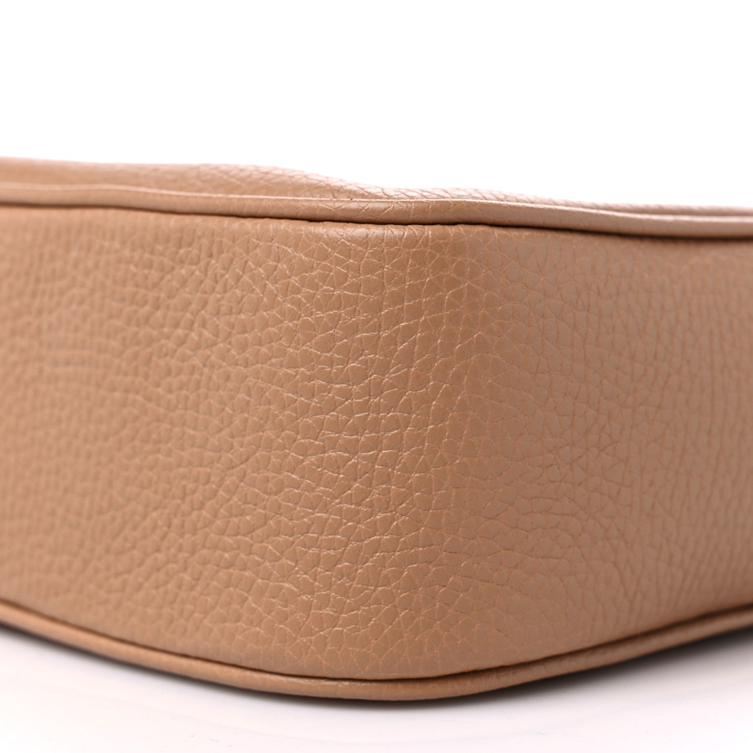 Gucci Pebbled Calfskin Small Soho Disco Bag Camelia 9 of 9