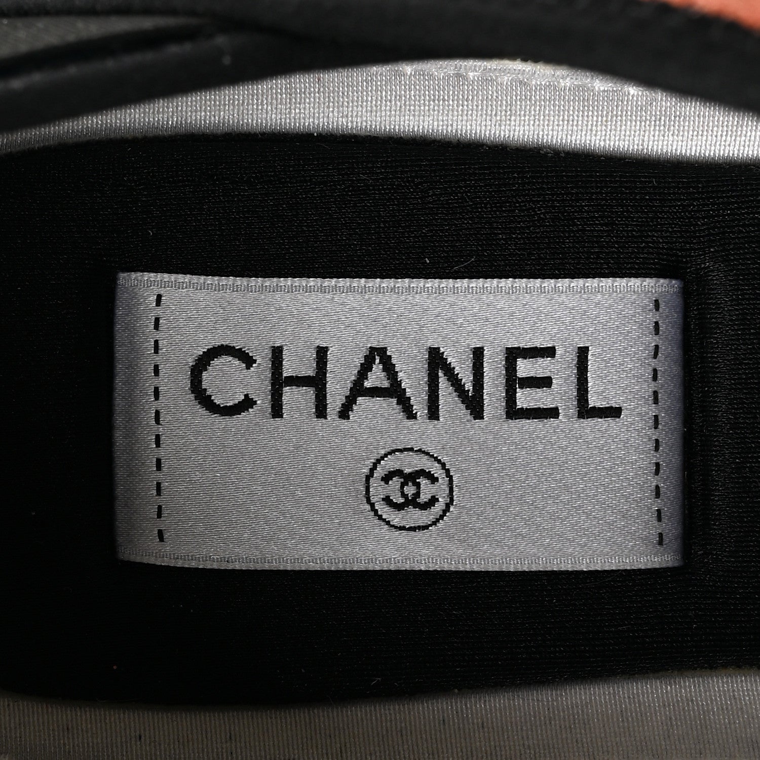 Chanel Fabric Suede CC Sneakers 40 White Light Grey Pink 7 of 9