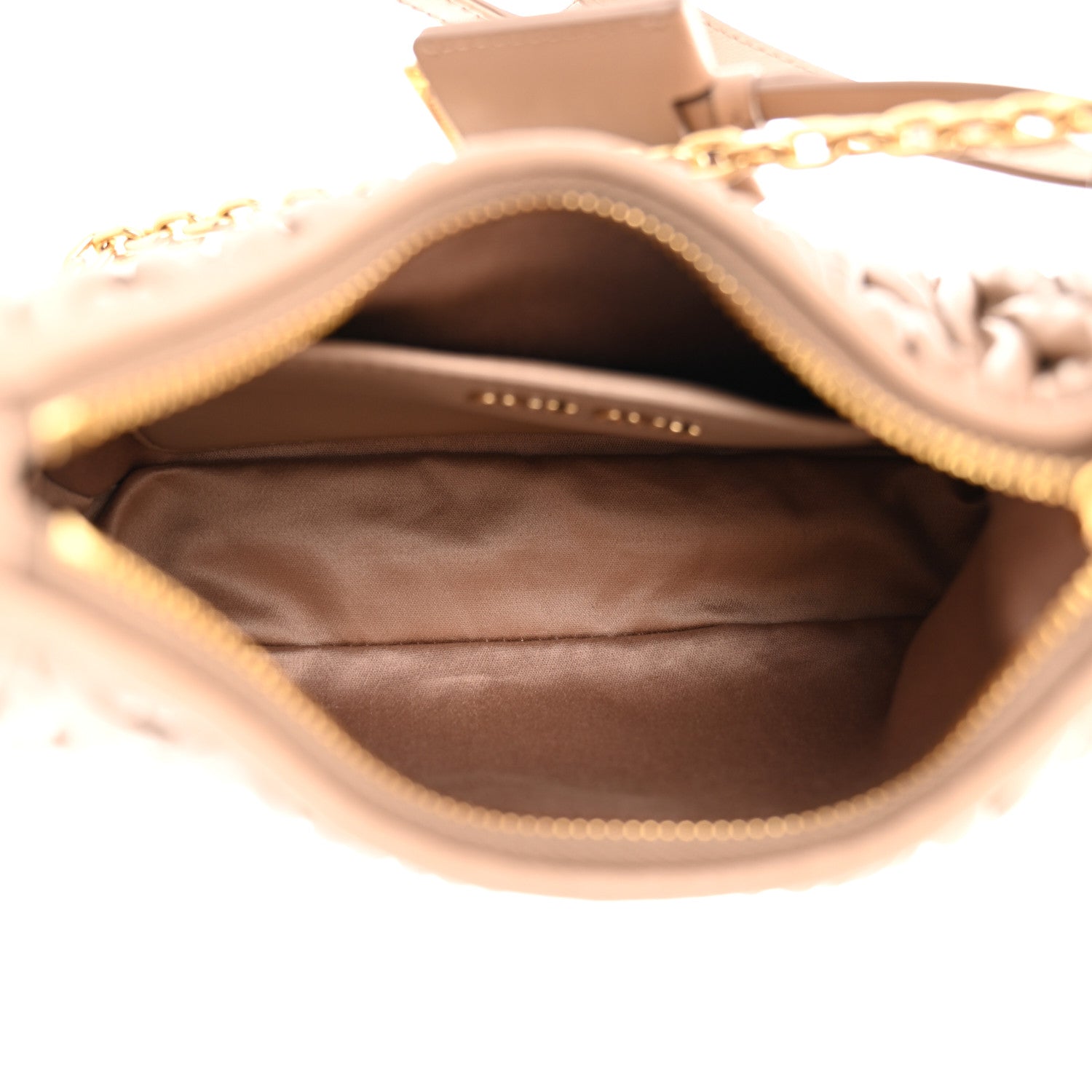 Miu Miu Nappa Matelasse Shoulder Bag Cammeo 5 of 10