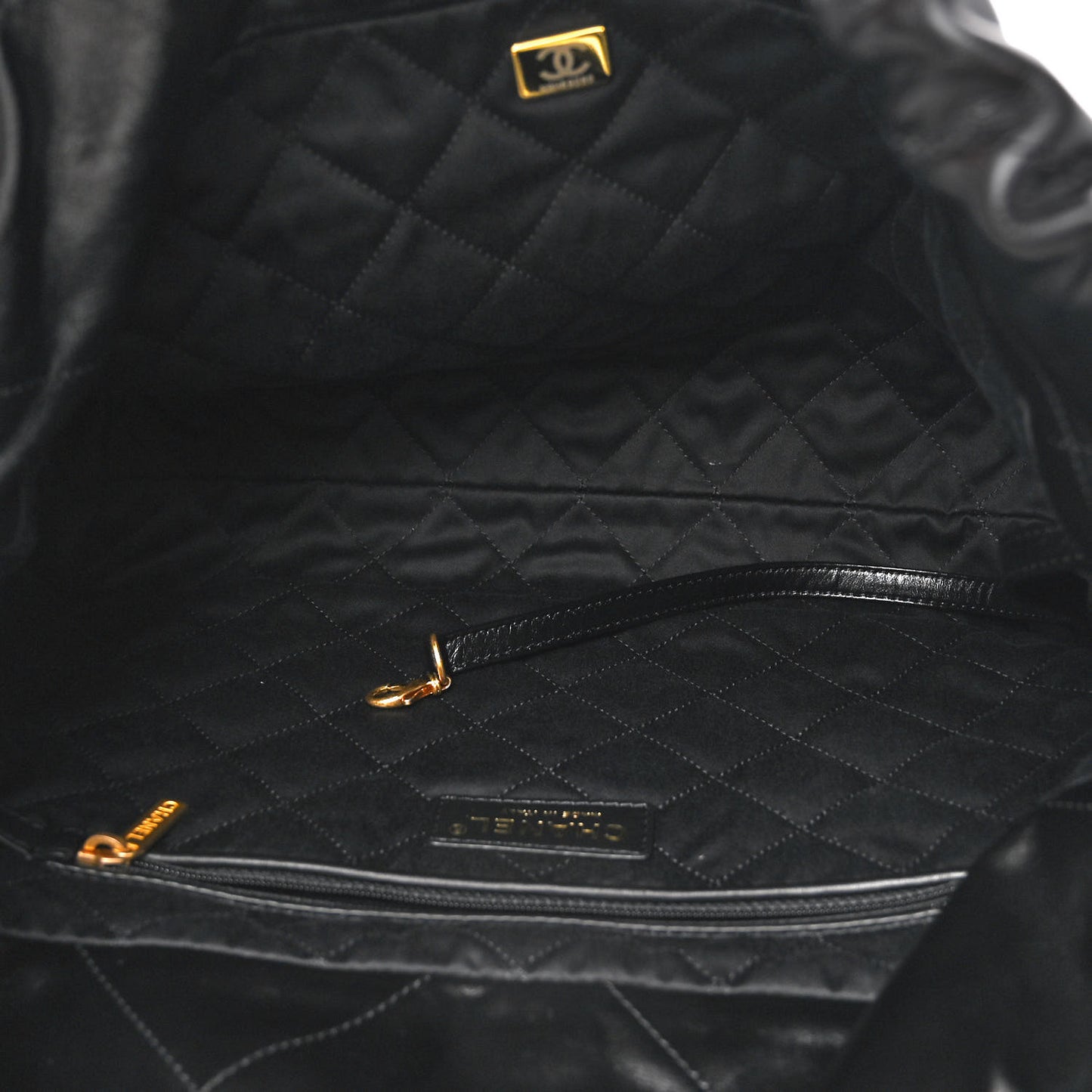 Shiny Calfskin Quilted Small Chanel 22 Black