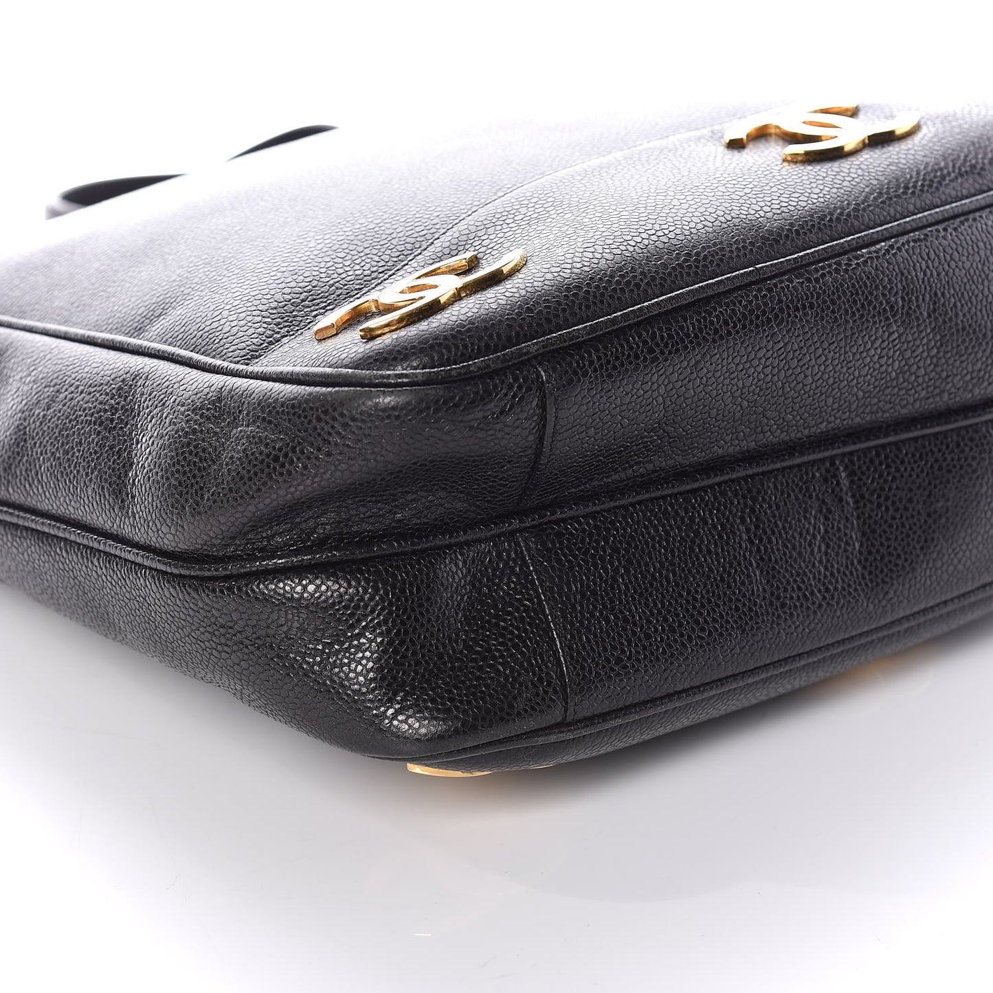 Caviar CC Shoulder Bag Black