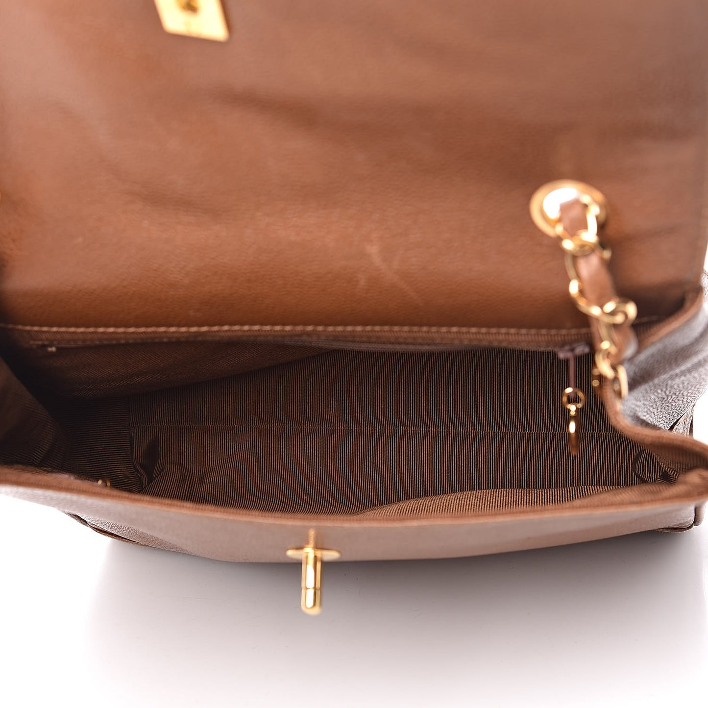 Caviar CC Shoulder Bag Brown