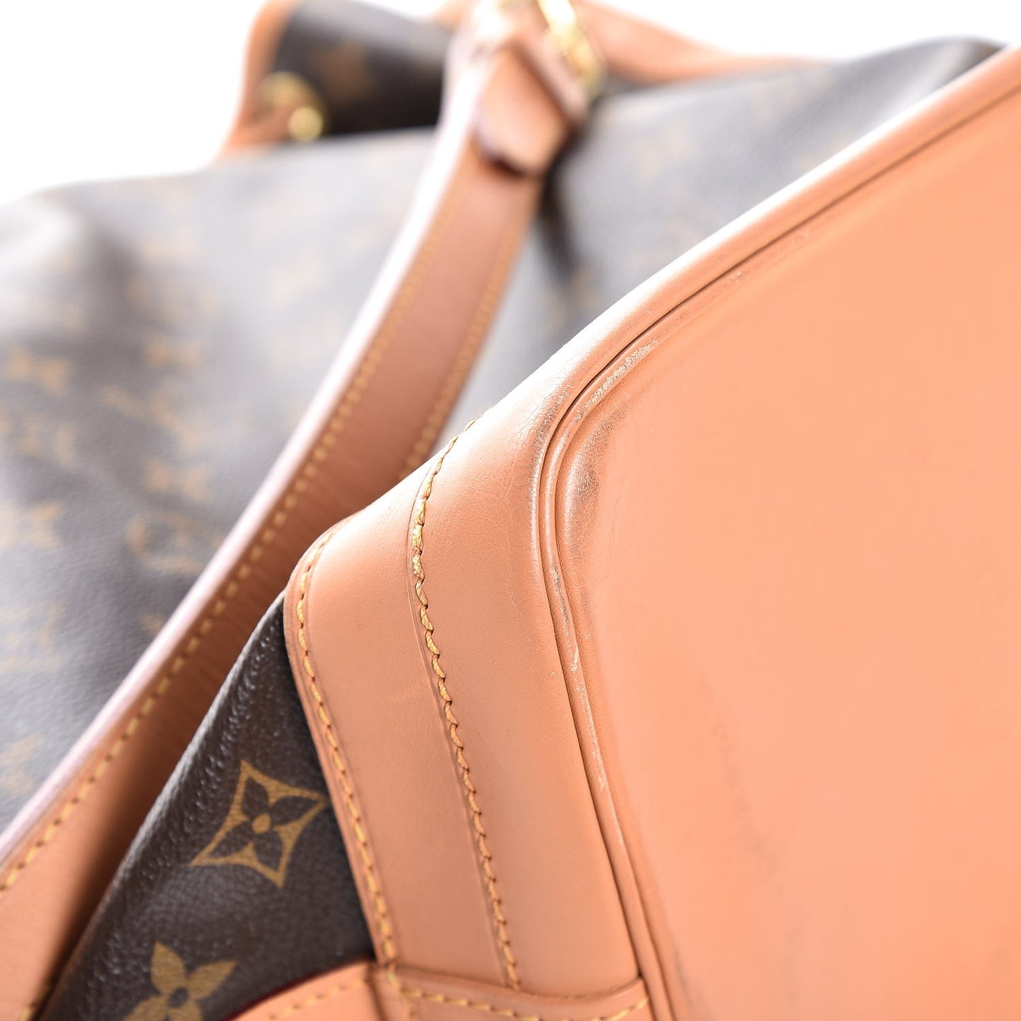 Monogram Noe