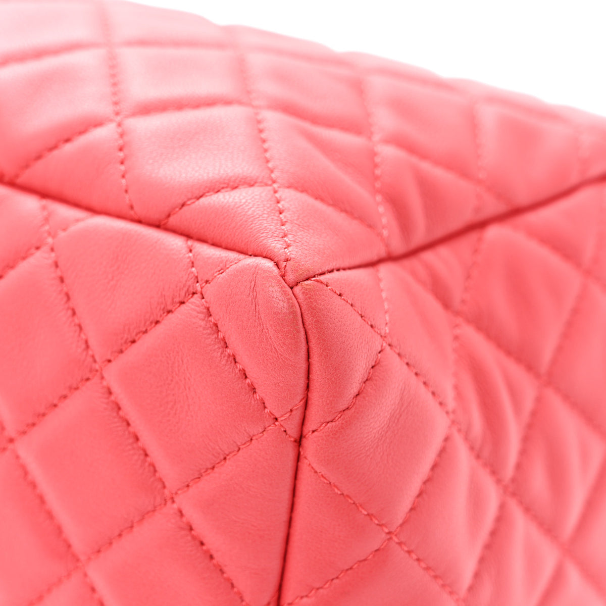 Lambskin Quilted Small CC Chain Drawstring Bucket Bag Pink